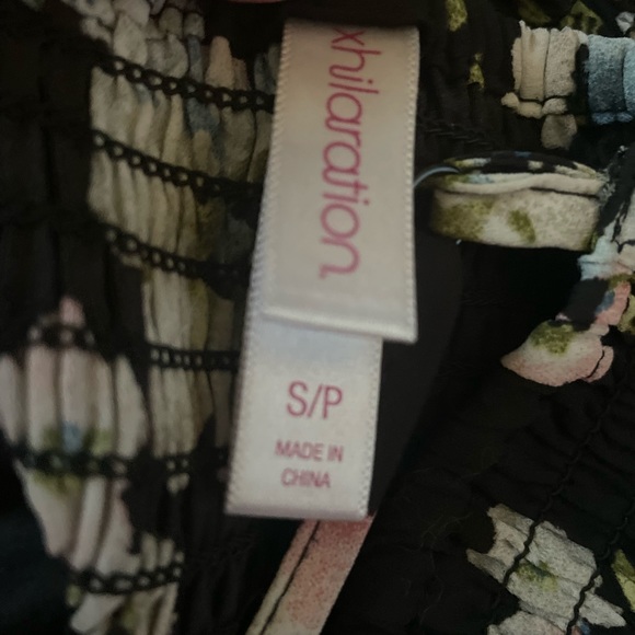 Floral Xhilaration Dress - Picture 4 of 5